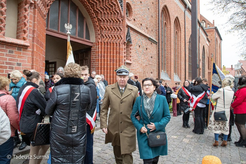 Dzień Niepodległości. Wojskowe uroczystości na Rynku Staromiejskim 