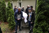 Śmierć w szkole w Warszawie. Pogrzeb Kuby [ZDJĘCIA]. Uczniowie i bliscy 16.05.2019 żegnali zamordowanego 16-latka