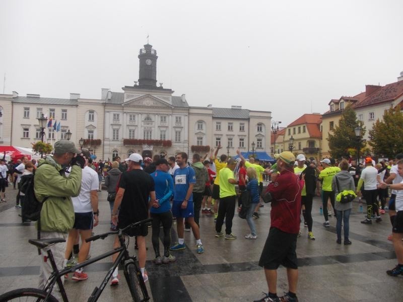 Półmaraton Dwóch Mostów w Płocku okazał się ogromnym...