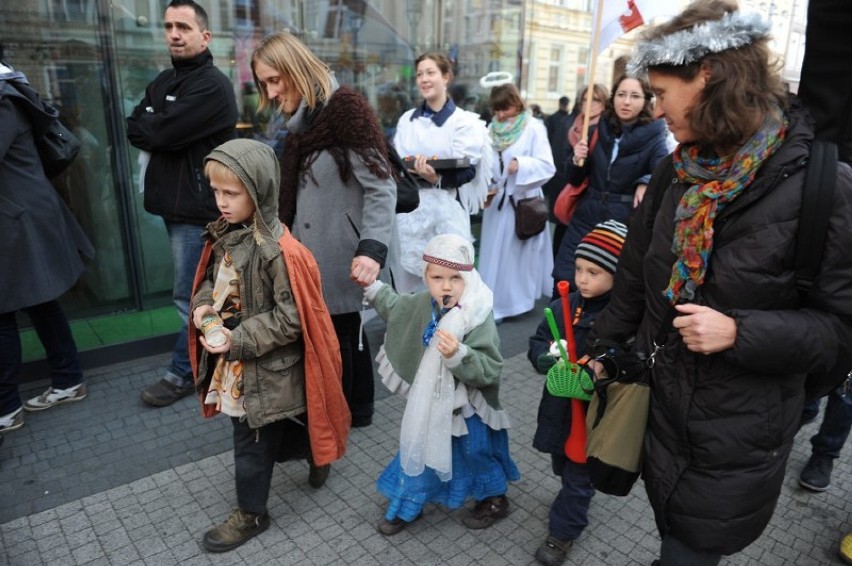 Korowód świętych przeszedł ulicami Poznania