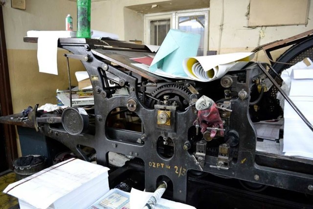 Maszyna drukarska Augsburg w 2013 roku, jeszcze w ostrowieckiej drukarni przy ulicy Denkowskiej.