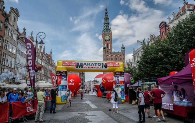 25. Orlen Maraton Solidarności zgromadził w czwartek na starcie prawie 950 biegaczy