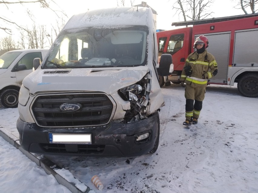 26 grudnia, o g. 10 na skrzyżowaniu ul. Hallera z Dworcową w...