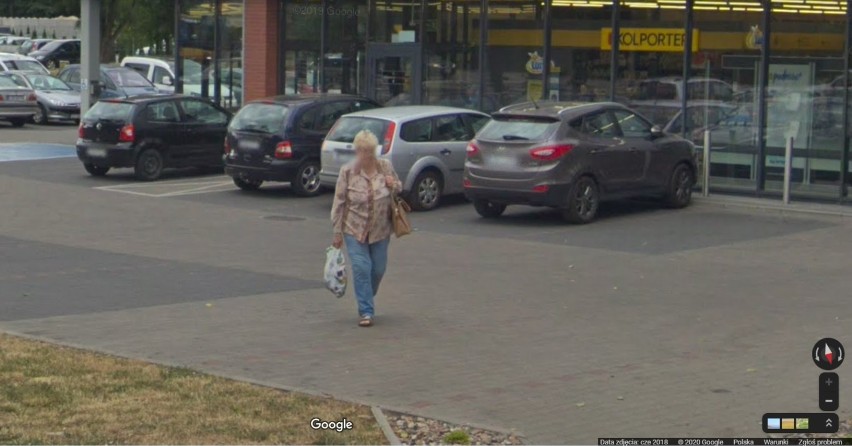 Grudziądz. Przyłapani przez Google Street View na osiedlu Lotnisko. Jesteś na zdjęciu? 