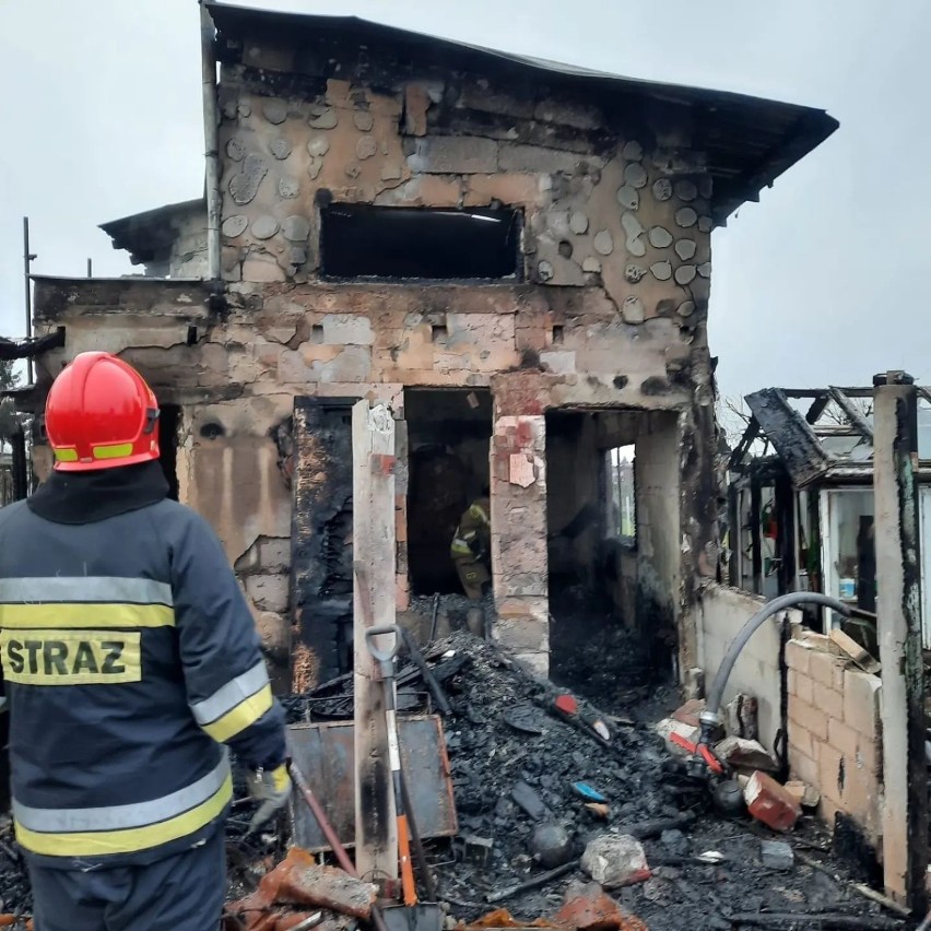 O pożarze na swoim Facebooku poinformowała Komenda Miejska...