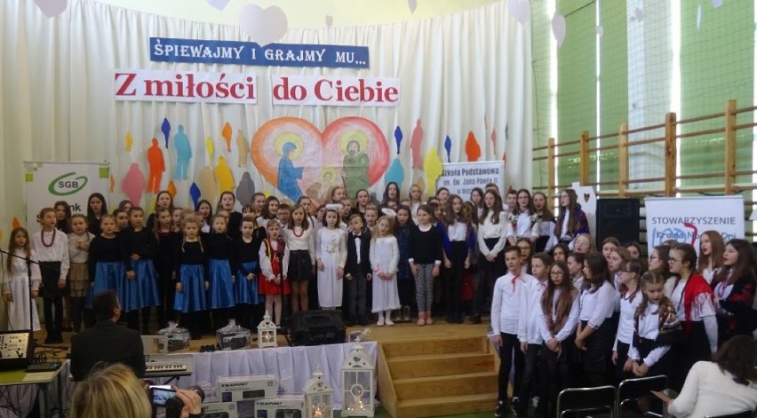 140 młodych artystów wzięło udział w Międzyszkolnym...