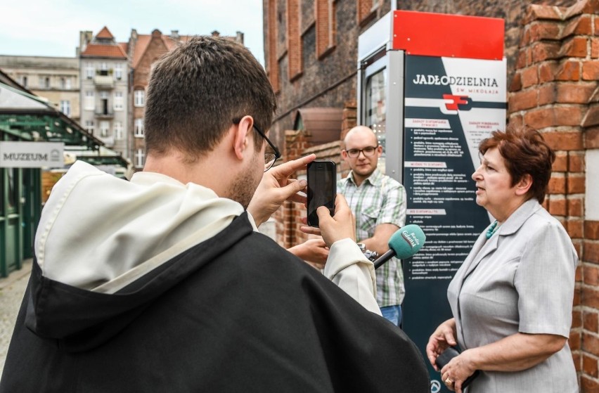 Jadłodzielnia Św. Mikołaja przy murze klasztoru gdańskich...