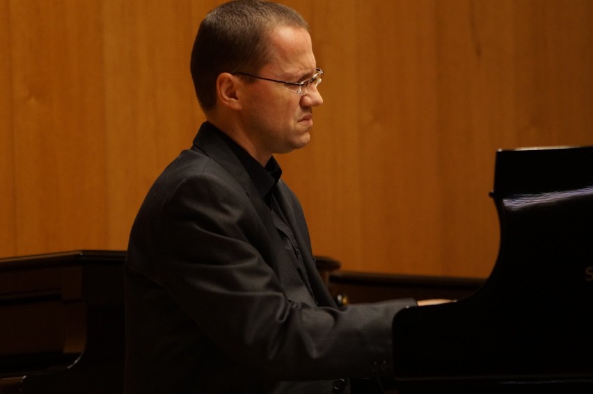 Koncert pianisty Bartosza Hadały w Inowrocławiu [zdjęcia]
