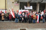 Kluby Gazety Polskiej protestowały w Słupsku w obronie Trybunału Konstytucyjnego [WIDEO]