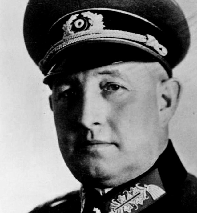 Generał Rudolf Veiel dowodził dywizją pancerną, która zajęła Tarnów. To on spotkał się z władzami