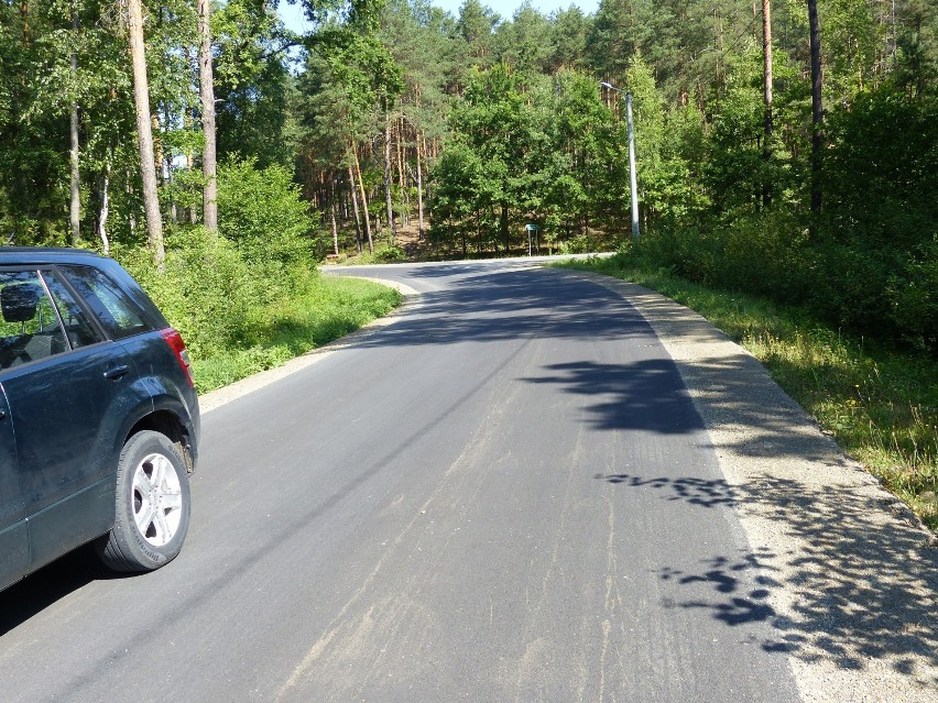 Prawie 900 tys. zł na nowe drogi w gminie. Powstało prawie 4 kilometry nawierzchni