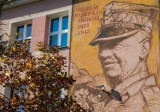 Nowy mural w Białymstoku powstał na ścianie Szkoły Podstawowej nr 20, to jej patron! [ZDJĘCIA] 