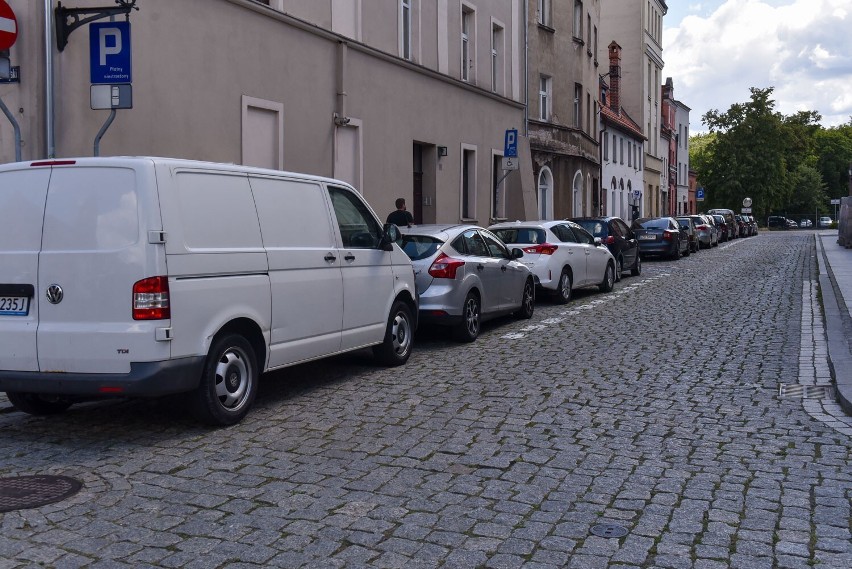 Od początku wakacji, w same tylko weekendy, strażnicy...