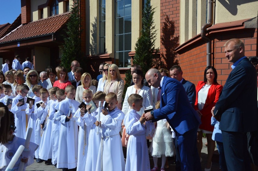 Uroczystość I Komunii św. w parafii św. Wojciecha w Kartuzach
