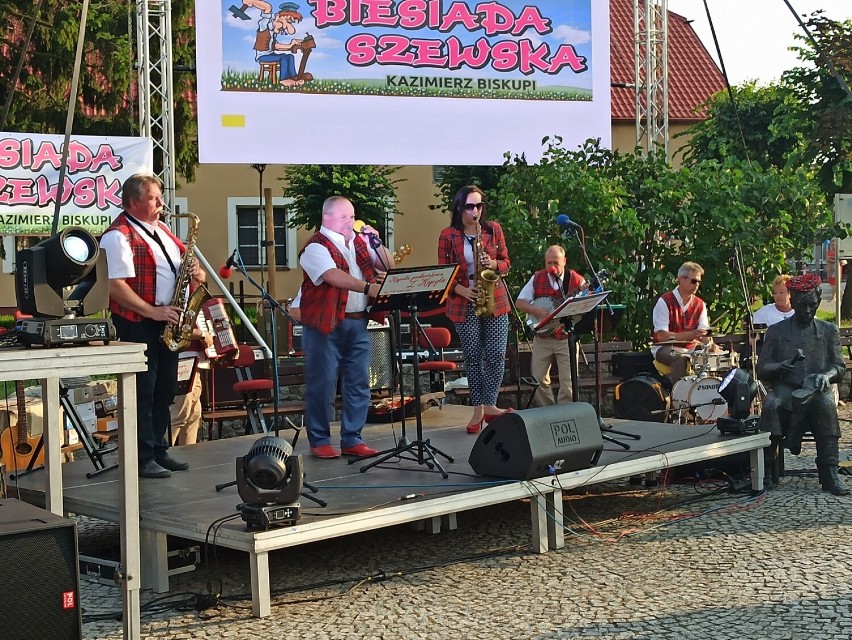 Biesiada Szewska w Kazimierzu Biskupim przyciągnęła sporo...