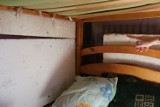 W Lipnie rodzice z czwórką dzieci mieszkali na 27 m kw. bez łazienki