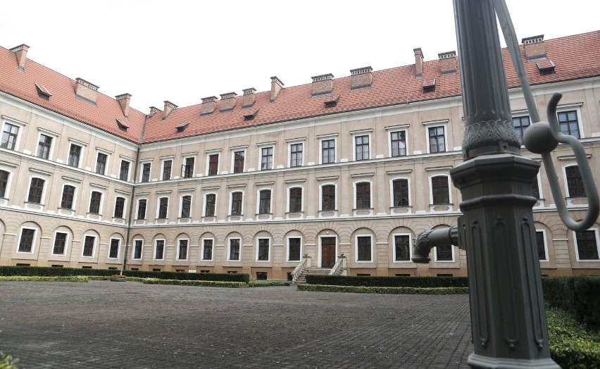 Zamek Lubomirskich w Rzeszowie wizyta Marcina Warchoła i...