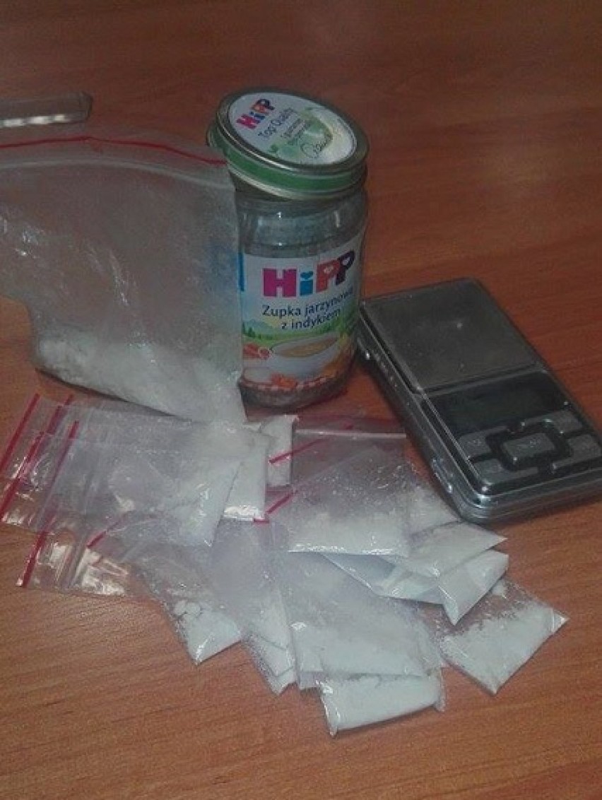 Policjanci znaleźli ponad pół kilograma amfetaminy