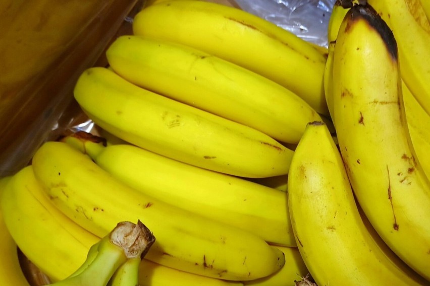 Z bananów można zrobić przekąskę łudząco podobną do bekonu.