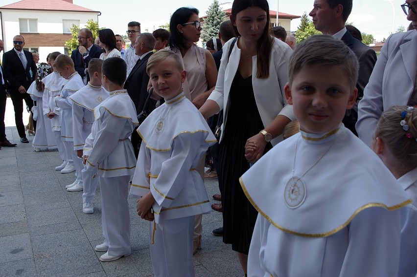 Dzisiaj w parafii św. Jadwigi Królowej w Gorlicach uroczystość Pierwszej Komunii Świętej