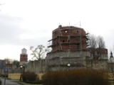 Wieluń: Kolejny kłopot z rekonstrukcją baszty