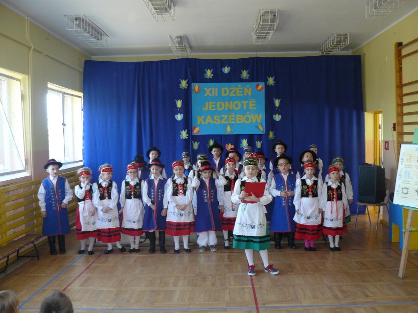 Dzień Jedności Kaszubów w podstawówce w Maszewie