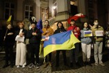Legnica: Manifestacja poparcia dla Ukrainy i jej mieszkańców. Putin Won! - krzyczeli manifestanci. Zobaczcie zdjęcia
