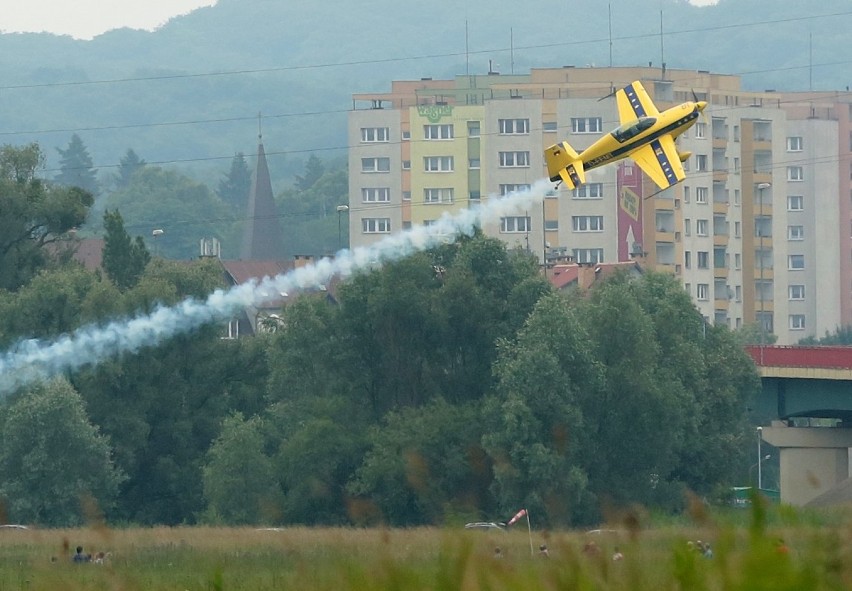 Piknik Lotniczy w Szczecinie. Tłumy podziwiały efektowne pokazy [wideo, zdjęcia]