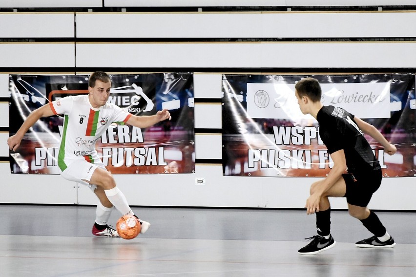 Trwa pasmo porażek drużyny Car Factory Futsal Powiat Pilski... Zobaczcie zdjęcia z meczu z Futsalem Leszno