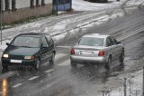 Trudne warunki na drogach przyczyną kolizji i wypadków
