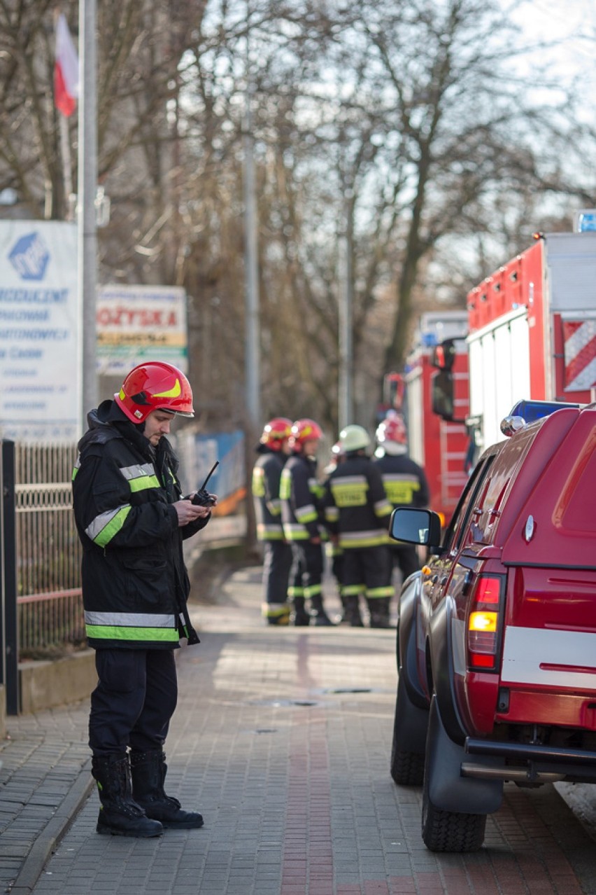 Alarm bombowy w tarnowskim sądzie [ZDJĘCIA, WIDEO]