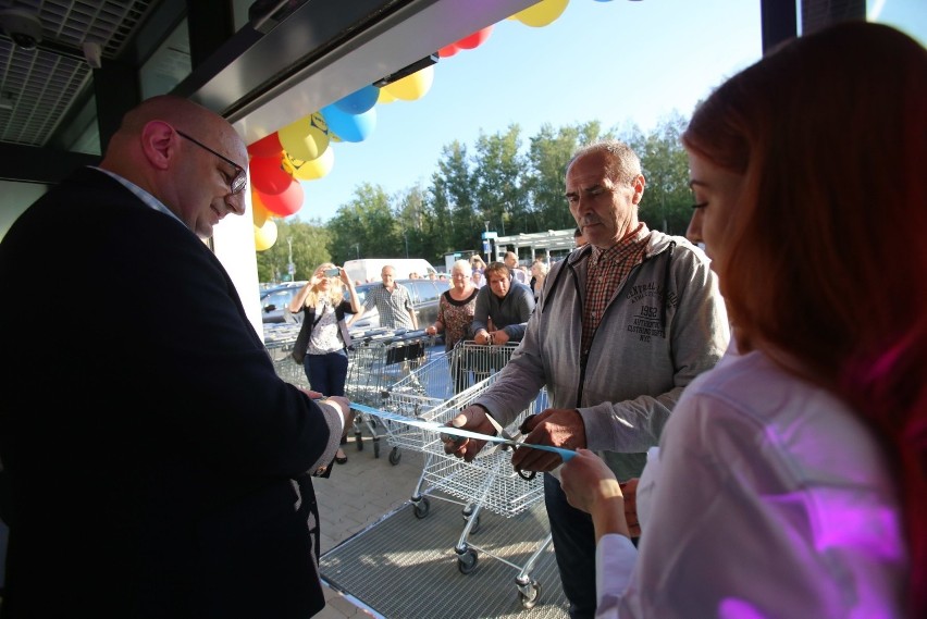 Otwarcie Lidla przy ulicy Gawronów w Katowicach