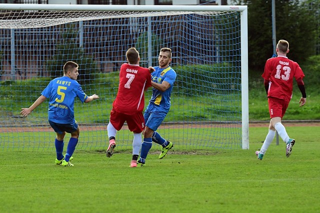 W ubiegłym sezonie Grom na własnym boisku przegrał z Rawysem 2:5