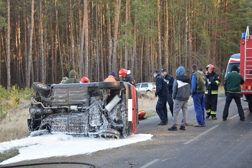 Wypadek kierowcy z Sulmierzyc pod Gądkowicami [ZDJĘCIA]