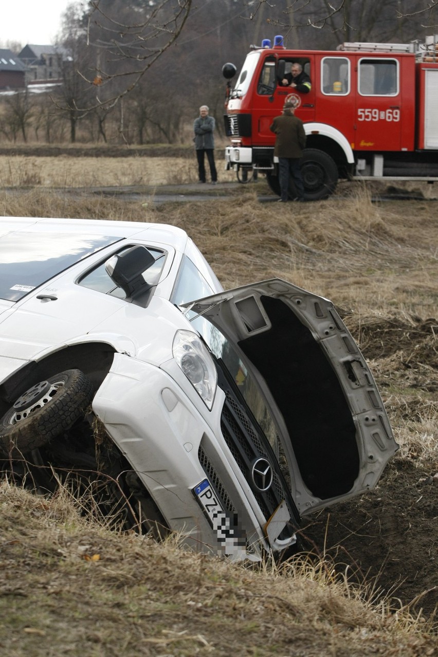 Wypadek licealistów z Kłodzka (ZDJĘCIA)