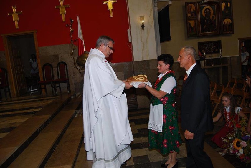 Dożynki Parafialne w Ostrowach nad Okszą [ZDJĘCIA]