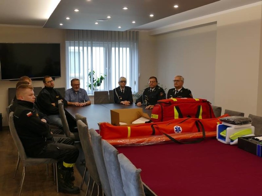 Gmina Miedzichowo: Strażacy z jednostek OSP mają nowy sprzęt