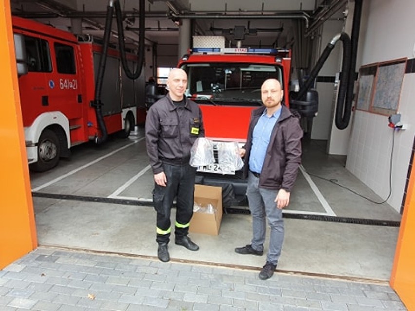 #zarażamydobrem: Firma GreenDruk przekazała przyłbice dla szpitala i straży pożarnej w Wolsztynie