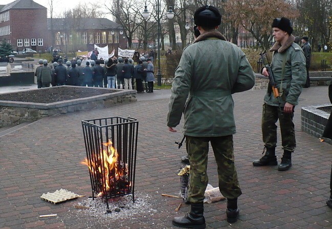 Nowa Sól. Happening w 30-rocznicę wprowadzenia stanu...