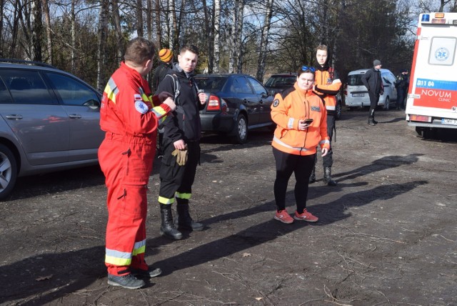 Zobacz kolejne zdjęcia. Przesuwaj zdjęcia w prawo - naciśnij strzałkę lub przycisk NASTĘPNE