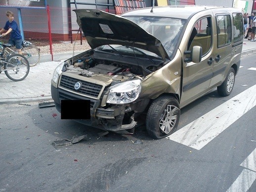 Międzychód - zderzenie aut na Chrobrego