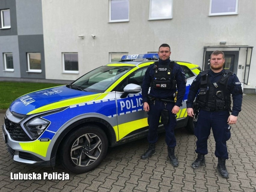 Policjanci z Międzyrzecza uratowali nieprzytomnego...