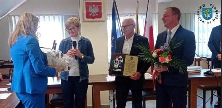 Czarna Dąbrówka. Podziękowano Marii Nowak za dotychczasową 25-letnią pracę na rzecz opieki zdrowotnej mieszkańców