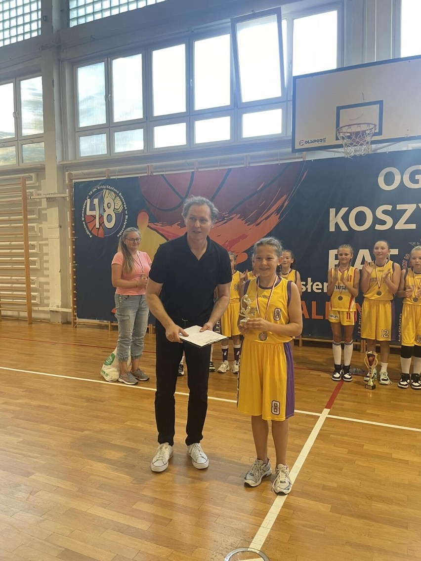 UKS Jedynka Lębork zdobyły brązowy medal podczas Ogólnopolskiego Turnieju Koszykówki Dziewcząt w Białymstoku
