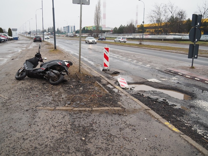 Poczekałem chwilę przy chłopaku i odjechałem, gdy pojawiły...