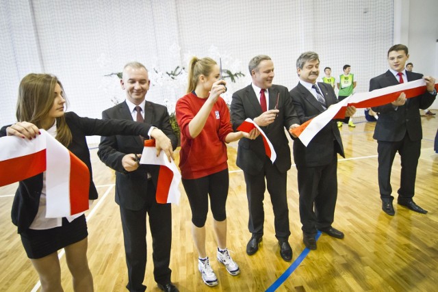 Mirosław Chojecki (na zdjęciu drugi z lewej) od września rozpocznie trzecią kadencję na stanowisku dyrektora XI LO im. Bydgoskich Olimpijczyków Mistrzostwa Sportowego.