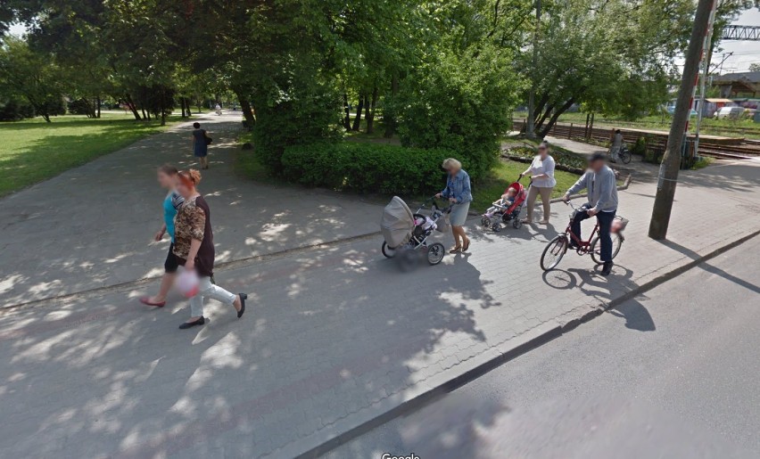 Oto mieszkańcy Aleksandrowa Kujawskiego przyłapani przez kamery Google Street View [zdjęcia]