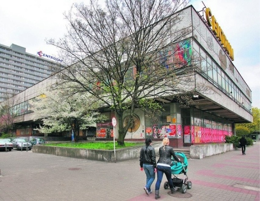 Pawilon Centrum przy alei Korfantego. To tu mieściło się...