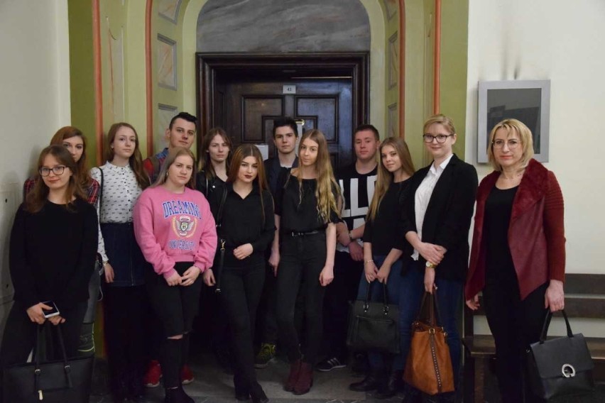 Uczniowie malborskiego liceum uczestniczyli w Dniach Otwartych Sądu Okręgowego