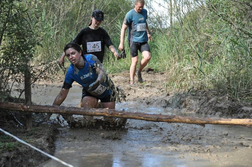 Maraton błotny strażaków